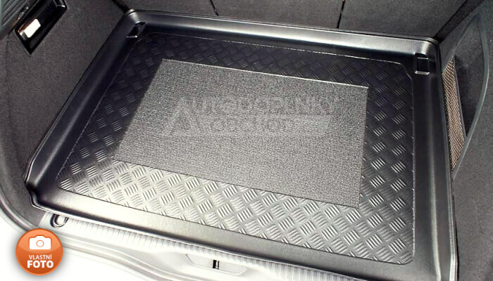 Vana do kufru přesně pasuje do zavazadlového prostoru modelu auta Citroen C4 Picasso 5 míst 2013-